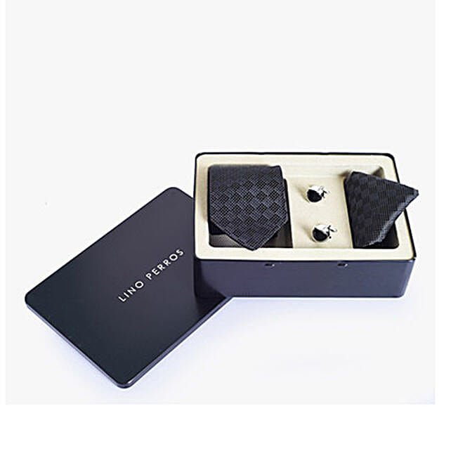 lino perros tie and cufflinks