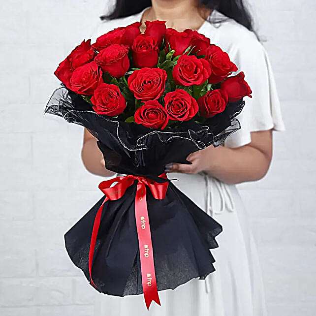Passionate Greetings Rose Bouquet