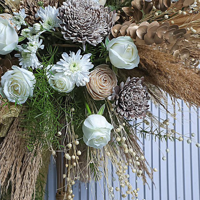 Rustic Roses N Daisies Warm Greetings