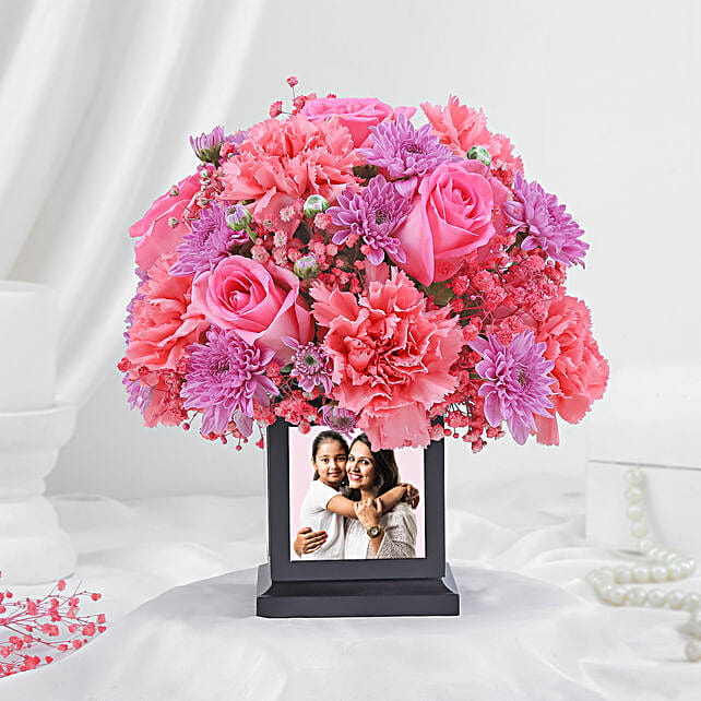 Bedazzled Roses Delight In Personalised Pen Holder