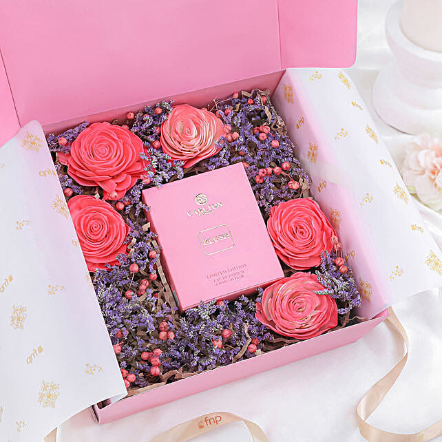 Moms Blush and Bloom Hamper