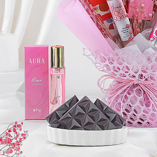 Moms Relax N Glow Hamper