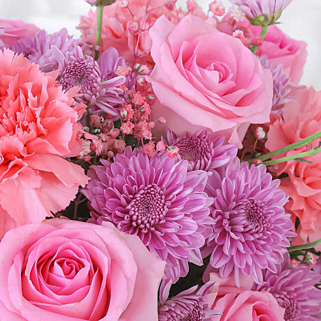 Sweet Mothers Love Rose Arrangement