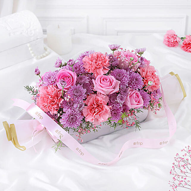 Sweet Mothers Love Rose Arrangement