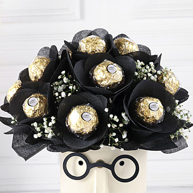 Gift Set with Chocolates Flowers n Topper