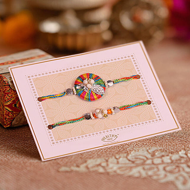 Mini Munch Rakhi Hamper with Gud Goodies