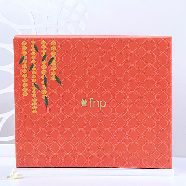 Vibrant Bhaiya Bhabhi Rakhi Treat Box