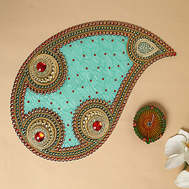 Decorative Rangoli With Diya uae | Gift Decorative Rangoli With Diya- FNP